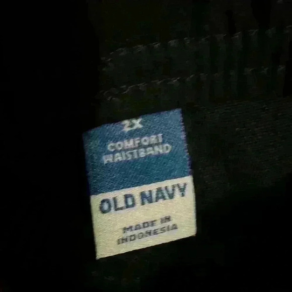 Women’s Old Navy 2x paper bag pants with deep front and back pocket, lose fit - Picture 4 of 5